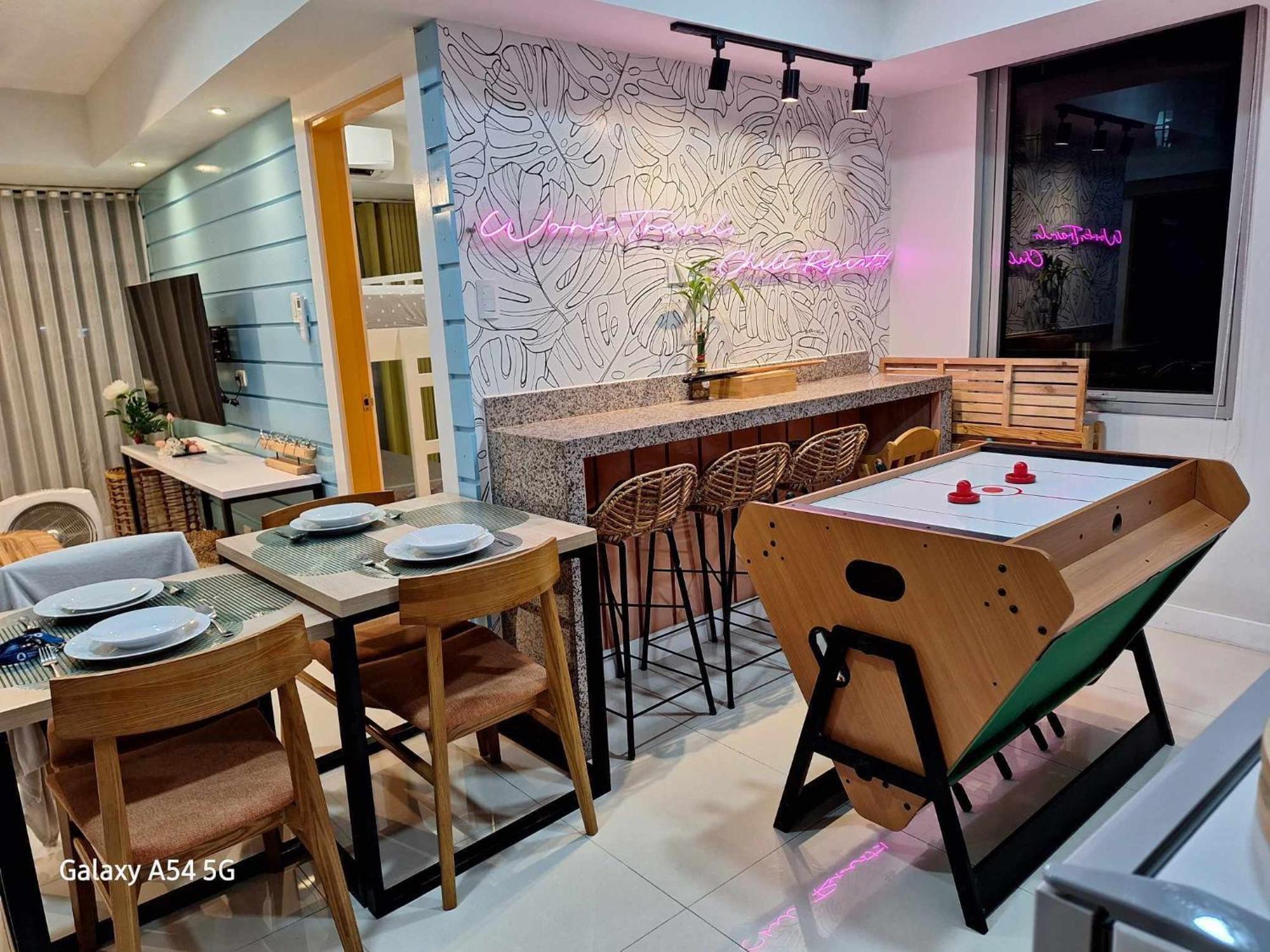 Holiday Escape Philippines มะนิลา ภายนอก รูปภาพ